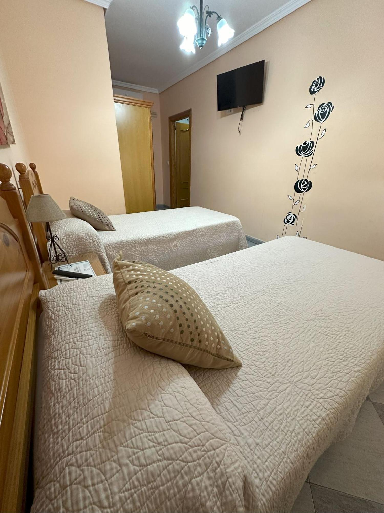 Hostal Avenida Tabernas Εξωτερικό φωτογραφία